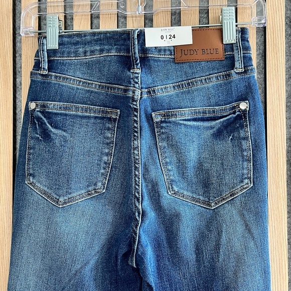 Judy Blue - High Rise Tummy Control Skinny- 24 - Picture 8 of 8